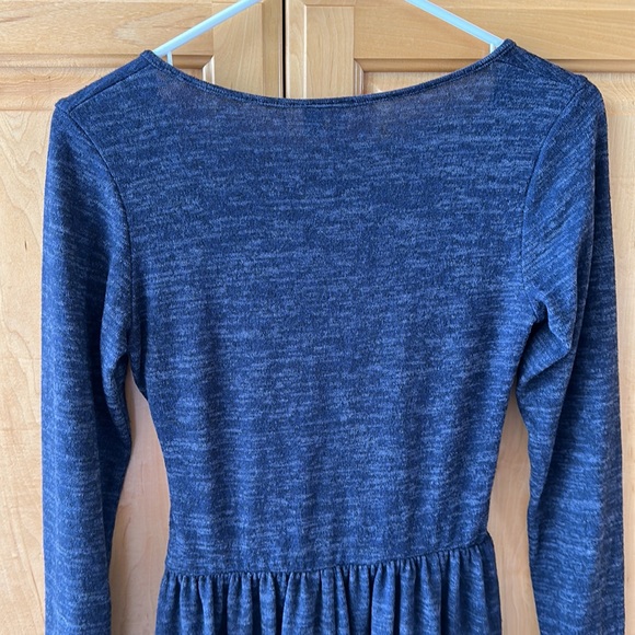 Alya Navy Dress - Picture 6 of 7